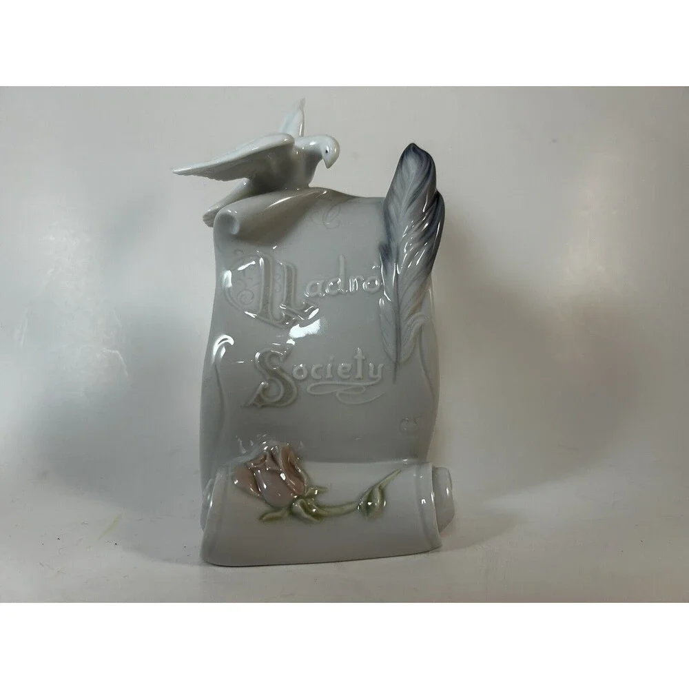 Lladro Collector's Society Scroll With Dove Art. Brings Us Together New In Box